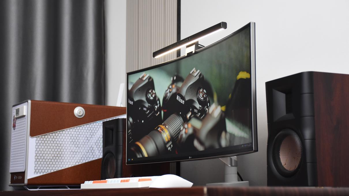 深夜加班不伤眼！书客SKR2屏幕挂灯，成了我的年度办公神器