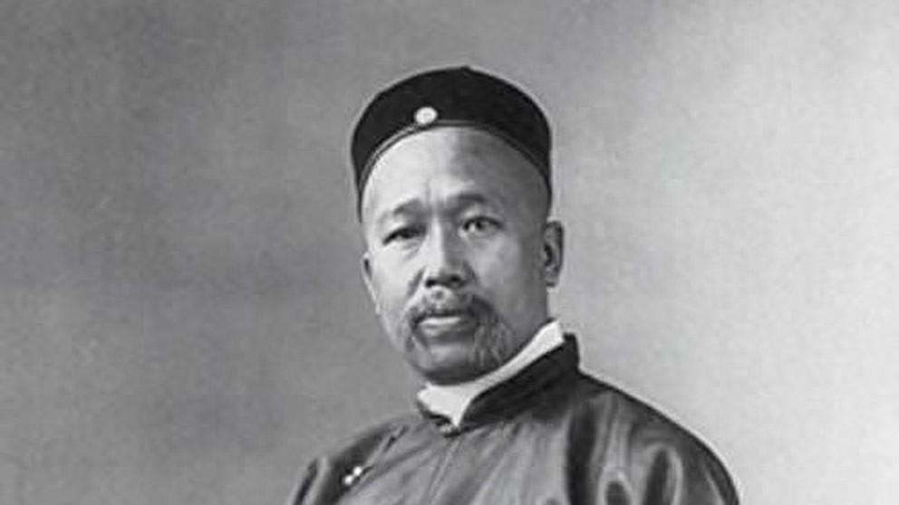 维新首倡担家国 一生浮沉任评说：康有为的救国之路与历史争议