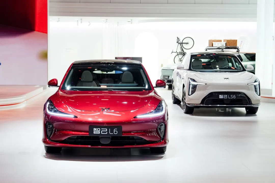 不玩选配游戏的智己，用LS8重新定义“旗舰”的门槛