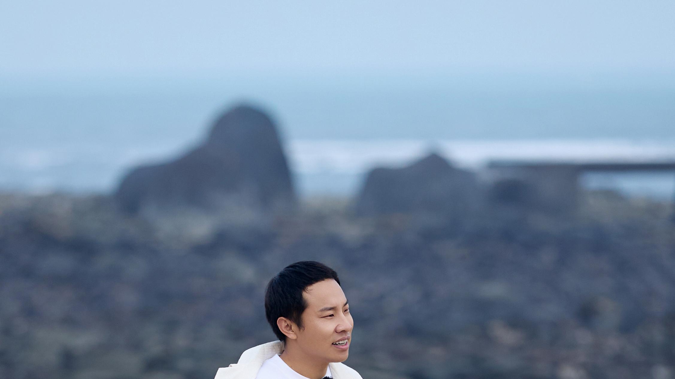 王鹤棣沈月武艺马思超再同框 八年回忆杀引爆泪点