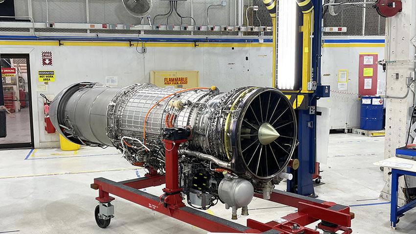 美国5年向“光辉”战机只交付6台发动机，印度准备罚钱，而且还占理