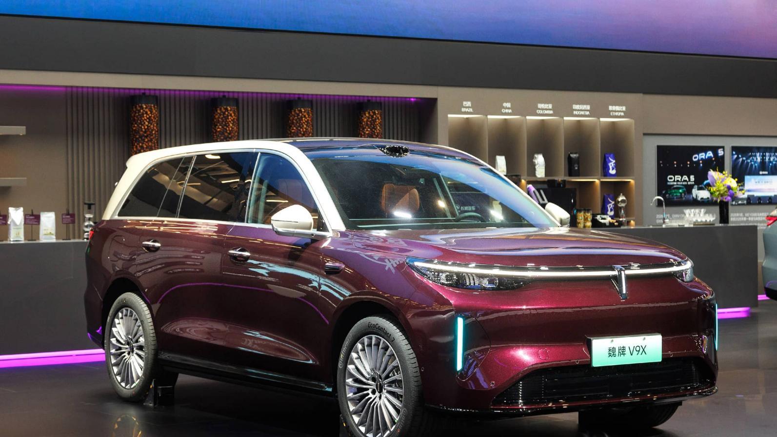 以中国豪华定义全球旗舰，魏牌 V9X 亮相北京车展