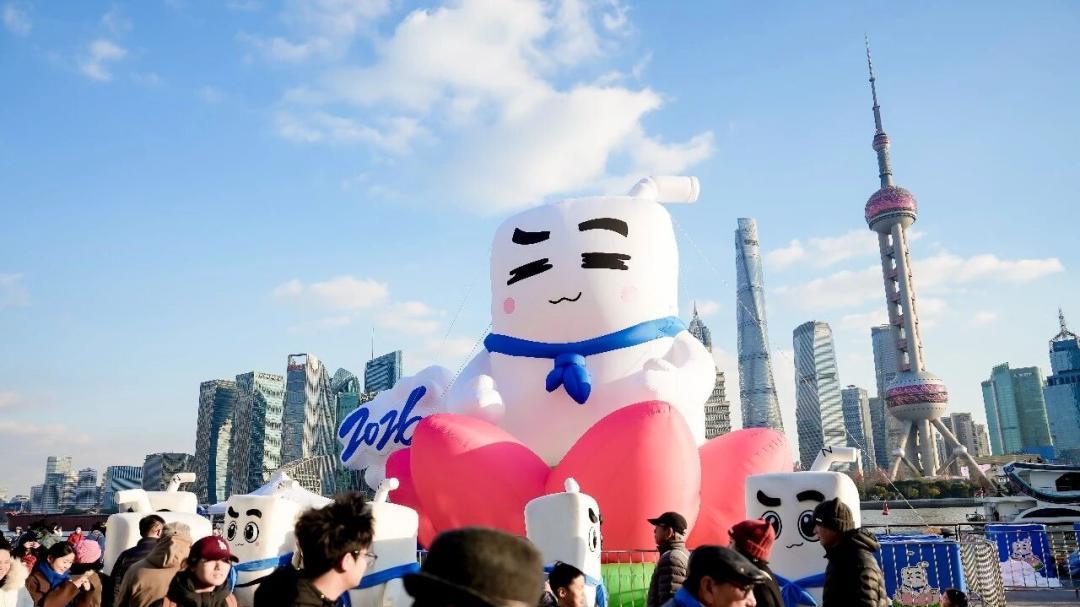 让李现当一日店长，伊利小奶人这次是真爆了