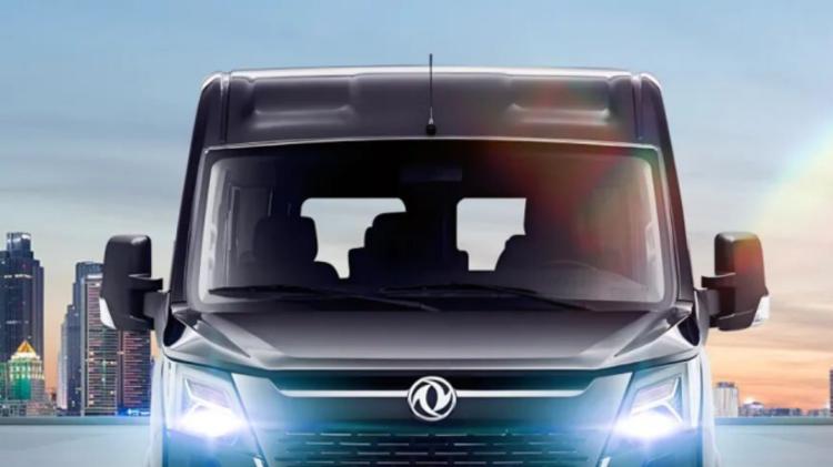 选大空间商用车型，不必犹豫，东风御风V9+值得你优先考虑