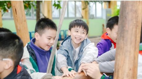 华新实验小学三年级研学实践：走出课堂 在天地间收获成长答案