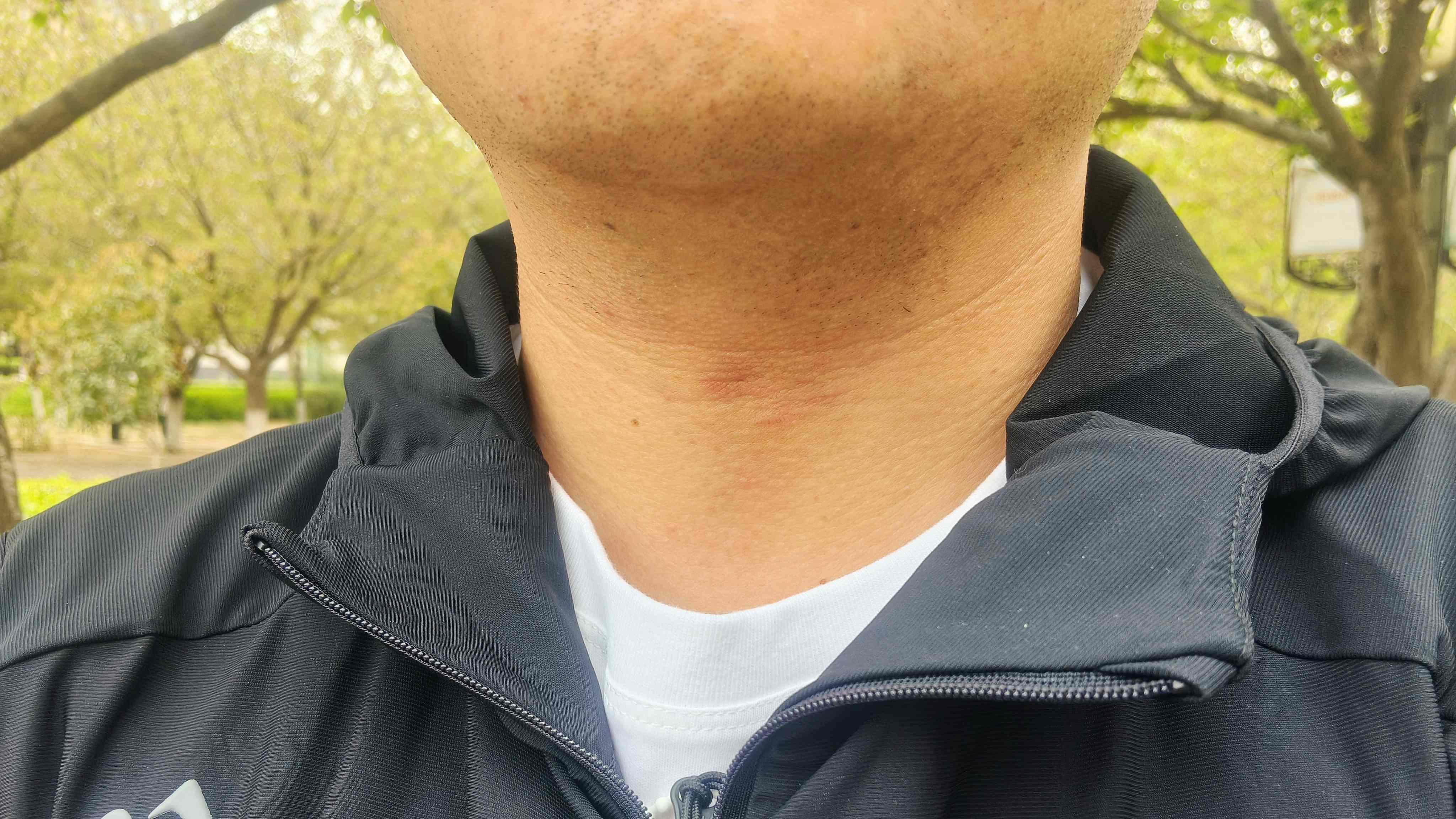 夏天如何防晒？防晒衣该怎么选？北归线T8防晒衣隔离紫外线+久洗不掉，户外徒步骑行闭眼冲