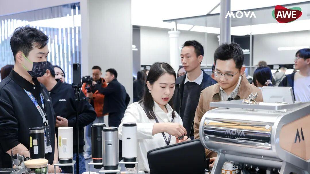 MOVA AI咖啡生态破圈AWE：新的咖啡叙事已经到来