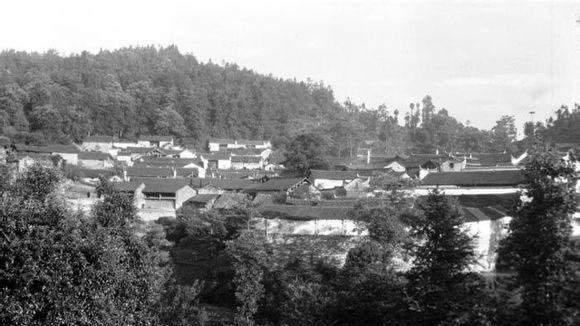 90 年前的凤凰古城，原来长这样