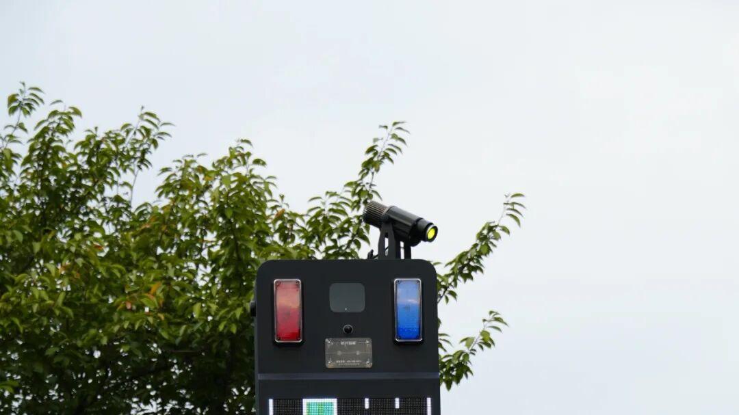 用智慧预警体系守护道路安全-杭兴智能一直在路上
