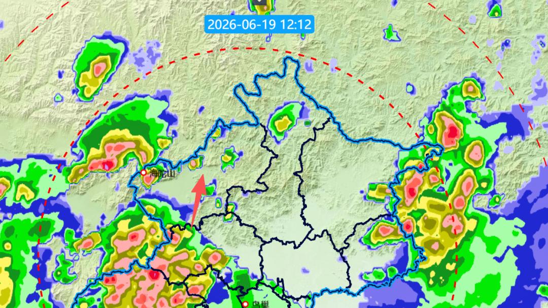 北京今天下午到夜间全市有雷阵雨，局地暴雨，短时雨强较大