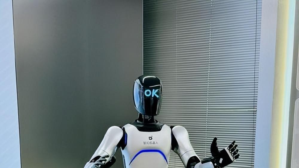 智元机器人等成立具身慧智科技公司，注册资本4000万