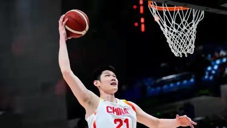 男篮100—93逆转中国台北！4人满分，3人及格1人不及格