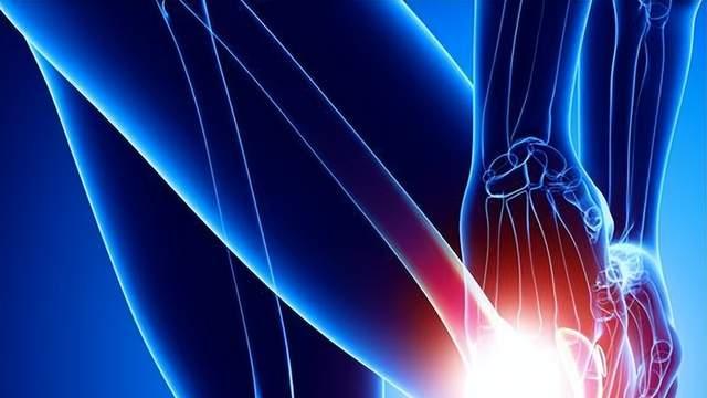 轻轻一摔就骨折？别以为这是老年病！骨质疏松正在盯上年轻人