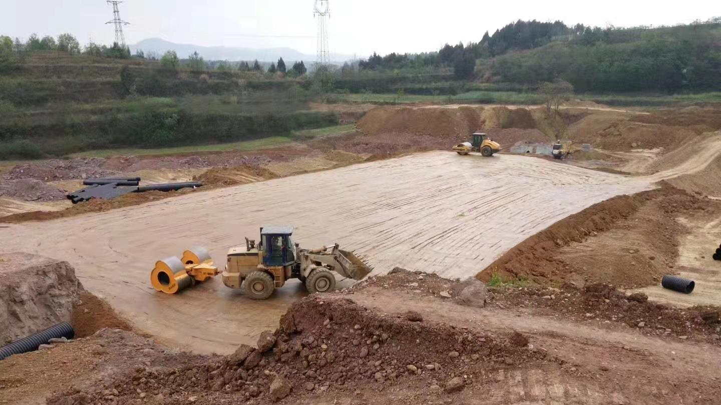 yct25冲击压路机：基建工程压实利器