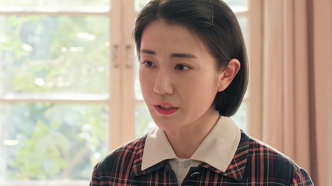 《纯真年代的爱情》大结局：墙头草冯琳至死方知，害她离开厂办，不是新上任的副厂长，也非许红旗，而是被遗