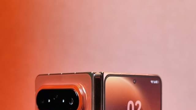 华为 Pura X Max 正式发布，用新形态打开“阔”体验