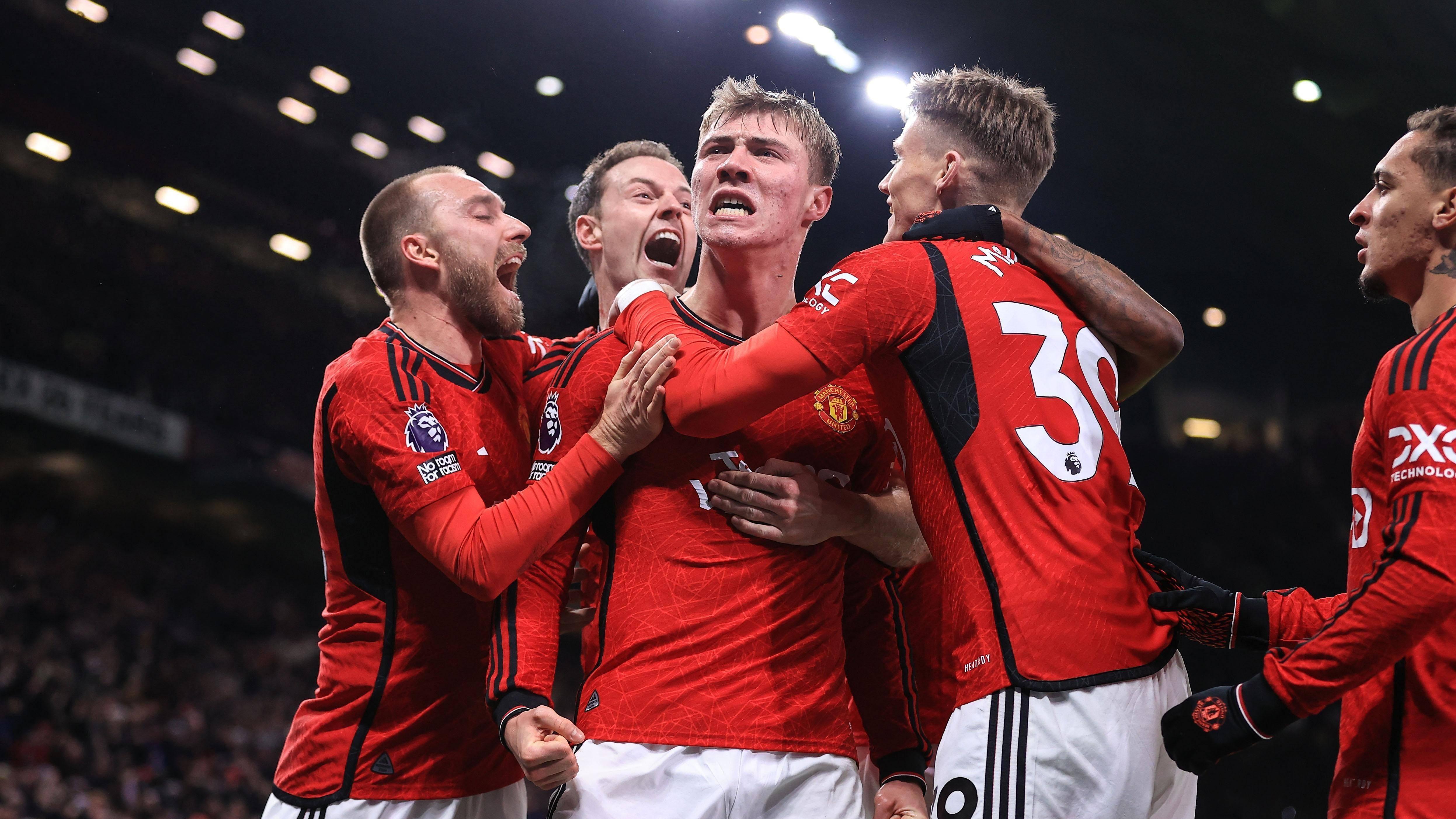 英超夜谈：迪恩考特的“巨人杀手”——当“不败金身”的伯恩茅斯遭遇“攻强守弱”的曼联，红魔能否打破心理