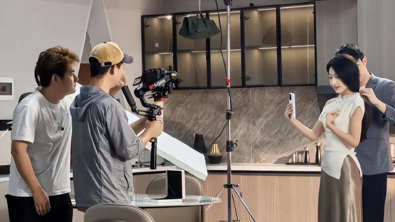 苏州百万元扶持微短剧制作，AI/VR/AR技术置身虚拟微短剧世界