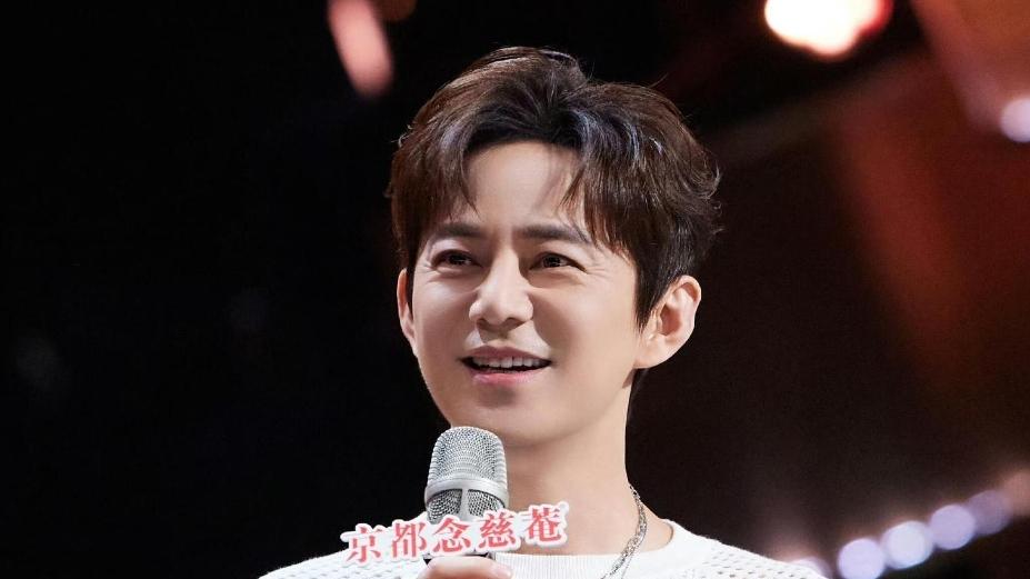 何炅神接梗，《声生不息》变身相声大会！