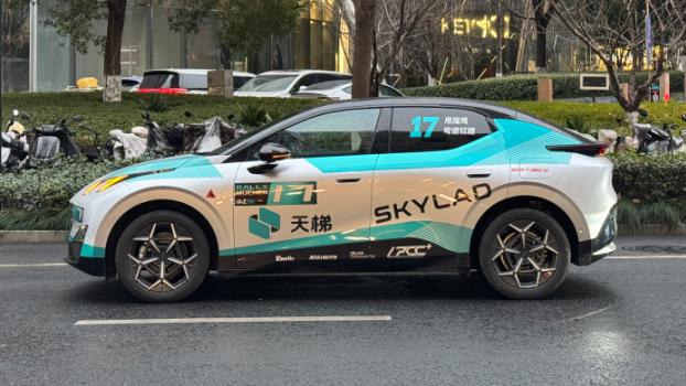 零百5.3秒，领克Z20的速度与激情