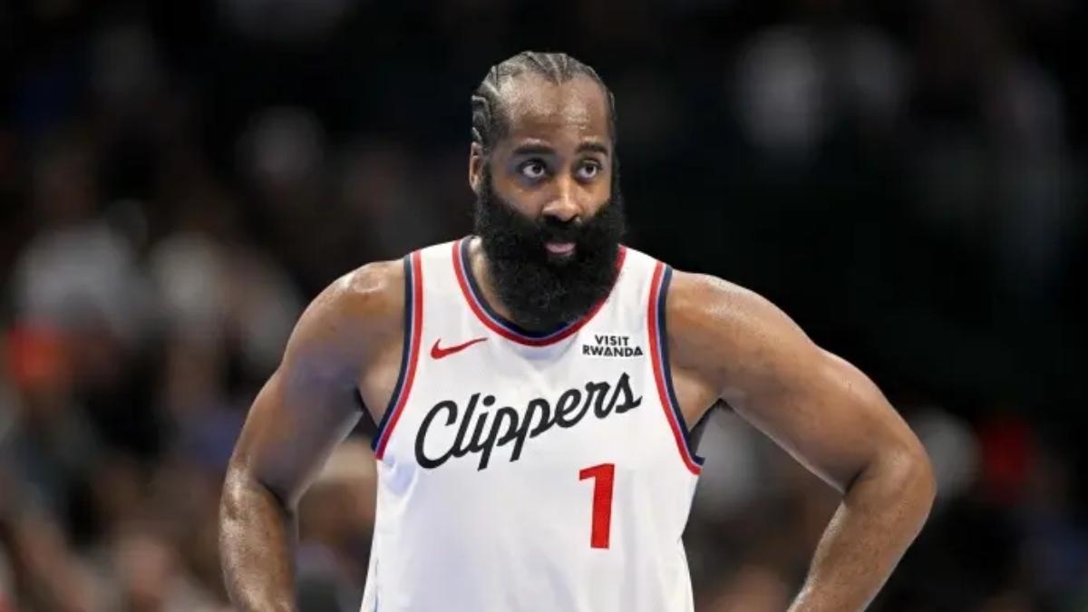 1换2！交易正式达成！再见快船，你好骑士哈登！