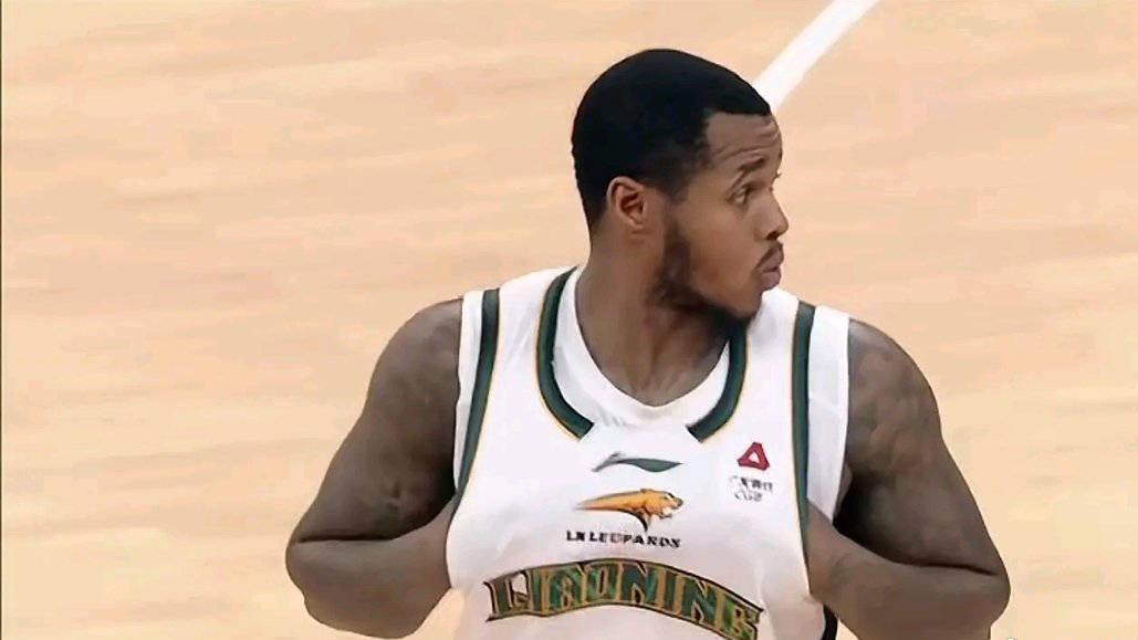 辽宁62-75又输了！三分太差12次失误，王岚嵚19分，赛后数据出炉