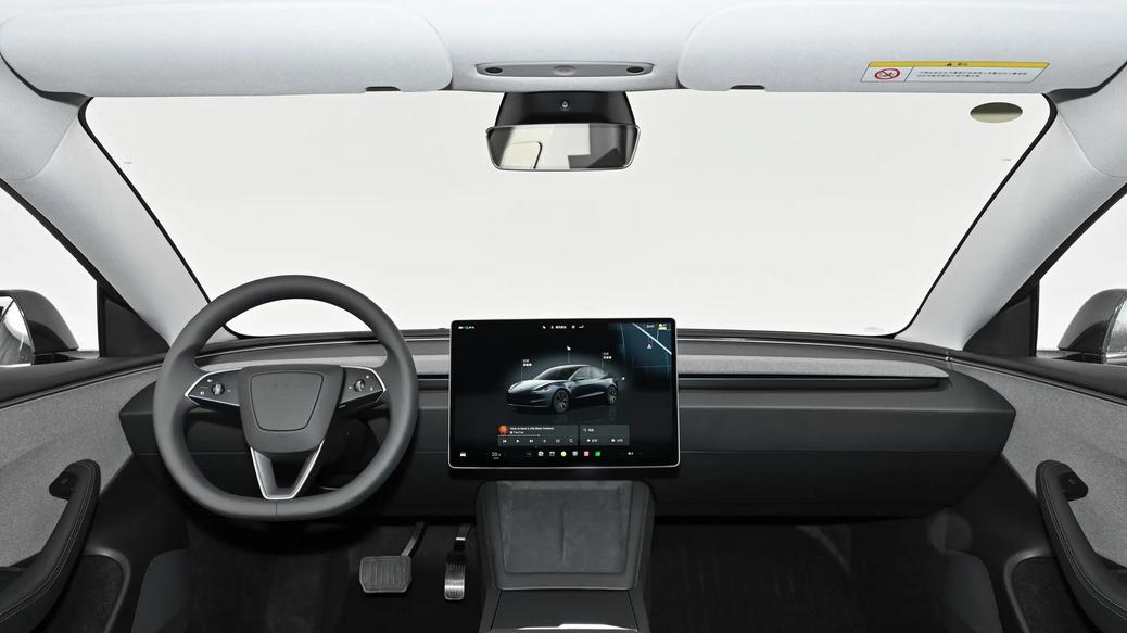 特斯拉Model 3用车成本分析，续航634km，一年开两万公里花多少钱？