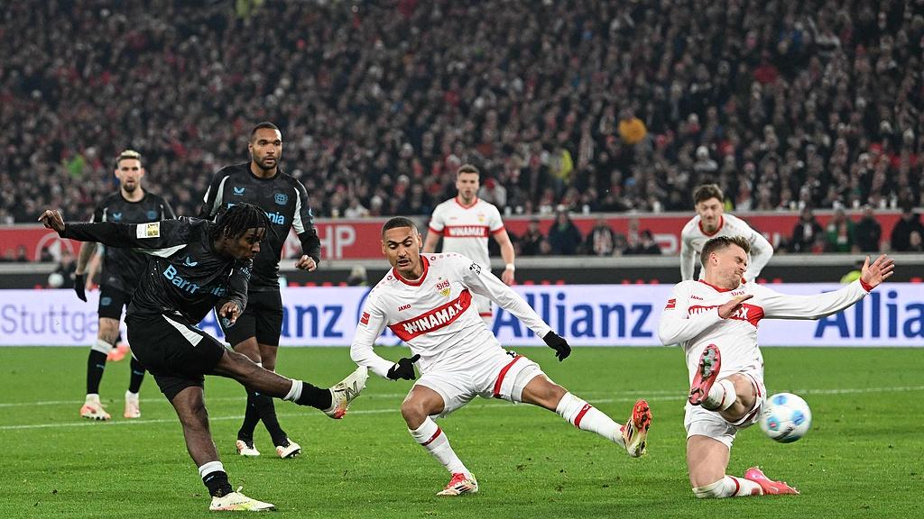 26040期：欧联杯首回合维拉贝蒂斯客场抢先机