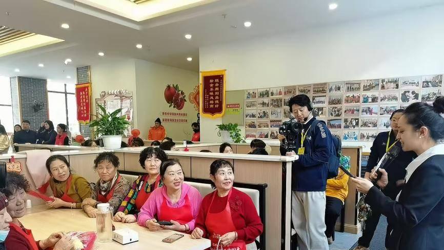 百人同心包“五福” 饺子宴里话团圆 长白县“我们的节日·欢乐中国年”活动温情启幕