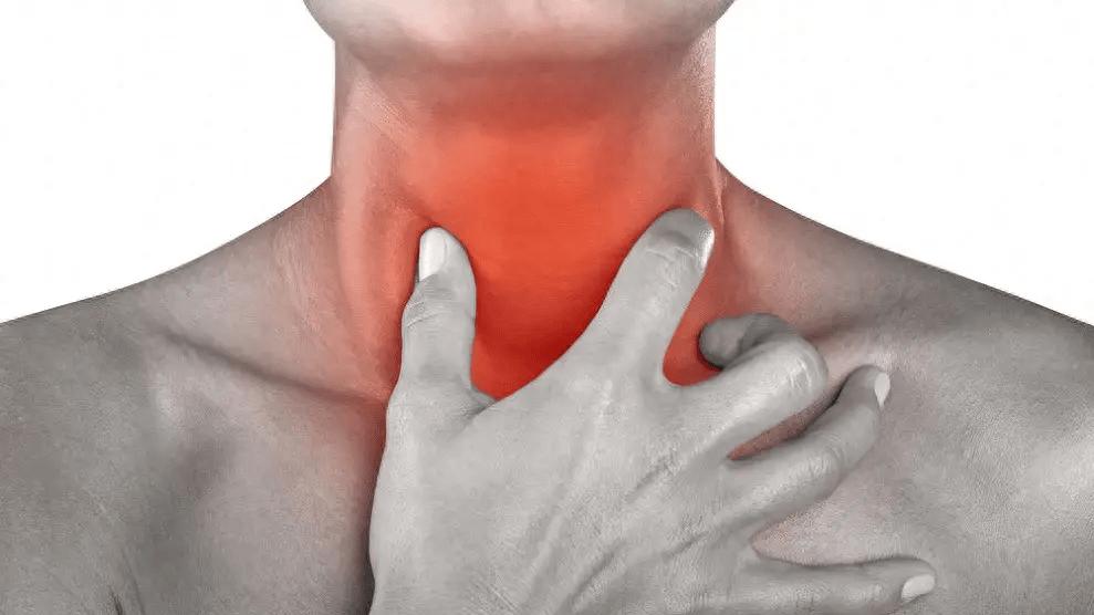 从声音嘶哑到失声，喉炎的危害比你想象的更大