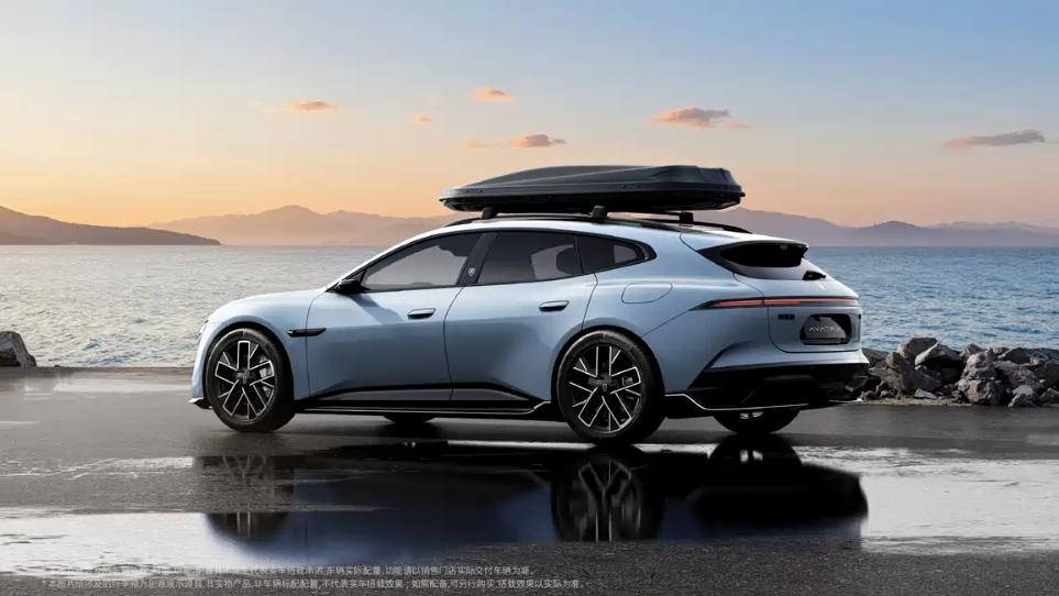 剑指猎装新赛道，阿维塔06T