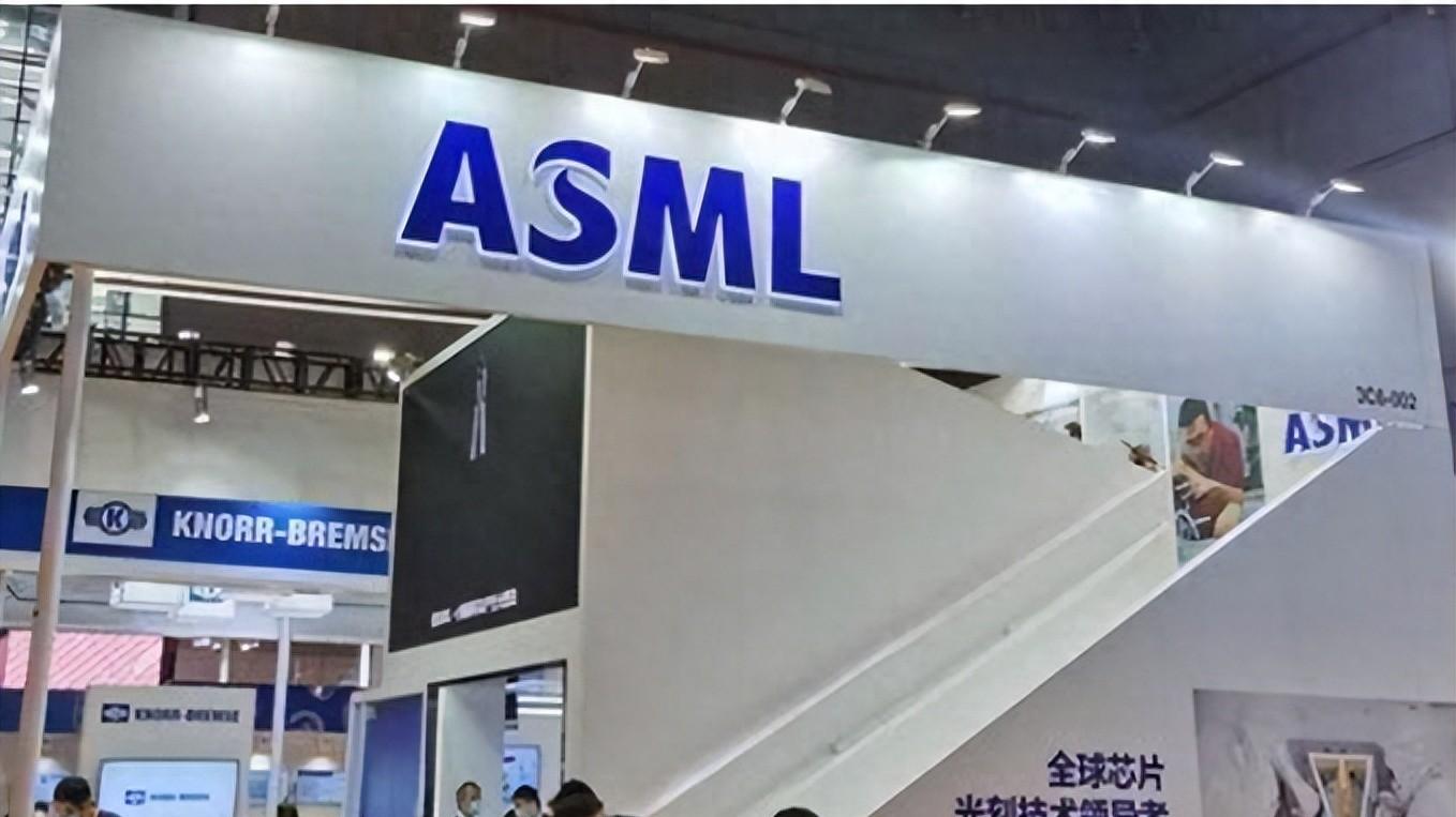 ASML松了口气：三季度，中国多买了75亿元光刻机