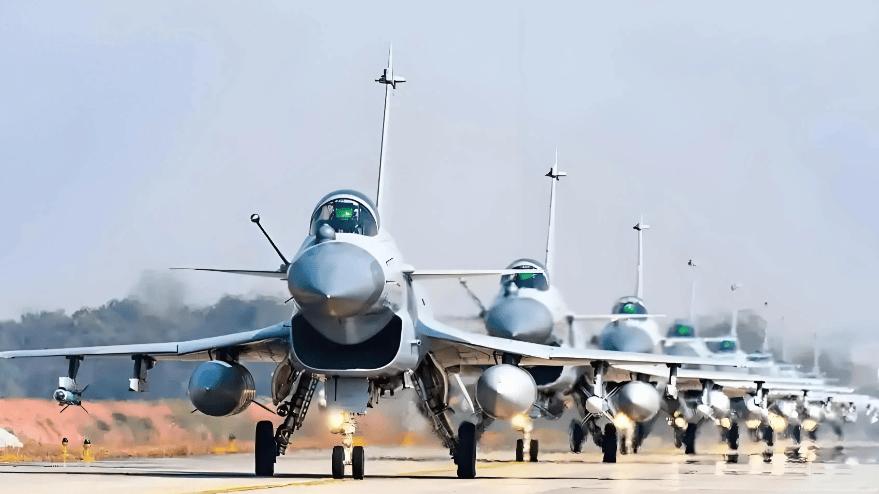 这才是我国空军目前最急缺的战机，需批量生产服役部队，并非歼20