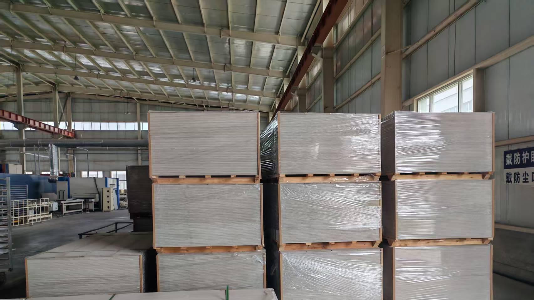 铝蜂窝复合板如何助力建筑实现绿色节能与降本增效？