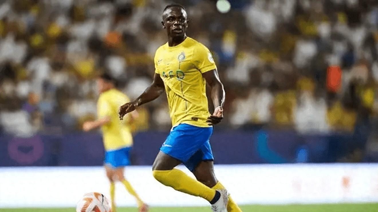 欧联杯焦点战：里昂携六连胜兵临城下，残缺年轻人难逃一败？