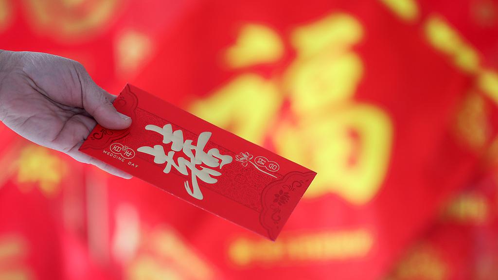 河南一21岁女子收35万元彩礼后悔婚，欲退回彩礼遭父母拒绝
