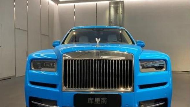 盘点LOL选手都开什么车，小虎最低调，faker的车都是赞助商送的