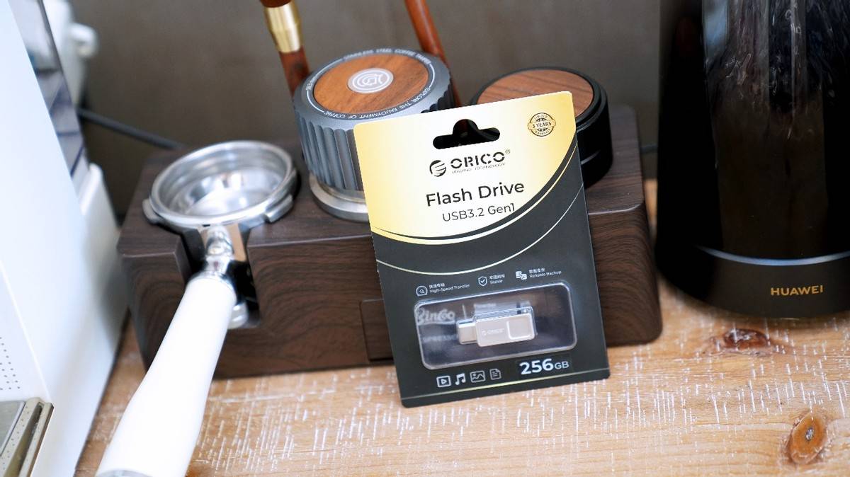 数码博主如何挑移动存储？迷你U盘也能有大用处