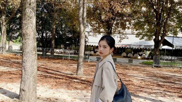 小个子穿长风衣显矮？掌握这 3 招，秒变气场女王