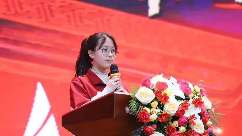 春归母校传薪火 榜样领航逐梦行 | 衡水桃城中学清华校友返校报告会圆满举行