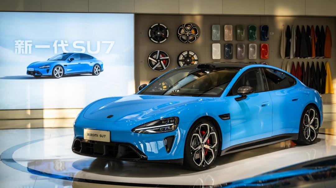 小米新一代SU7 21.99万起售 “点穴式升级”直击痛点