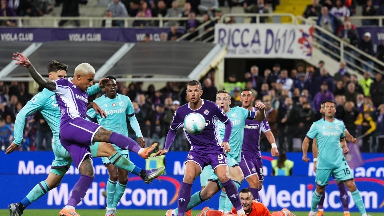 复苏的佛罗伦萨遇上困难博洛尼亚，一个目标坚定，一个左右忐忑