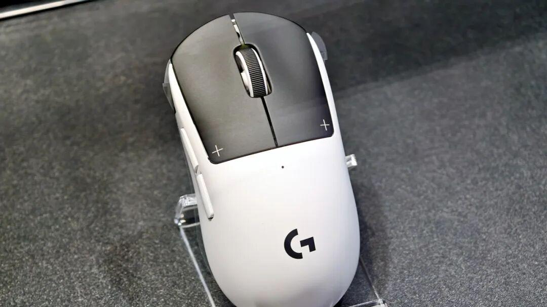 罗技真正翻车的，不是文案