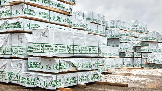 俄罗斯木材行业大溃败：运费暴涨一倍，半数公司熬不过2026