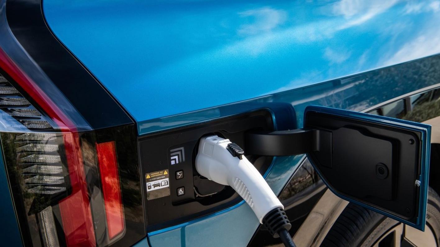 电池瑕疵恐引发火烧车 美国现代、起亚将召回14辆电动车