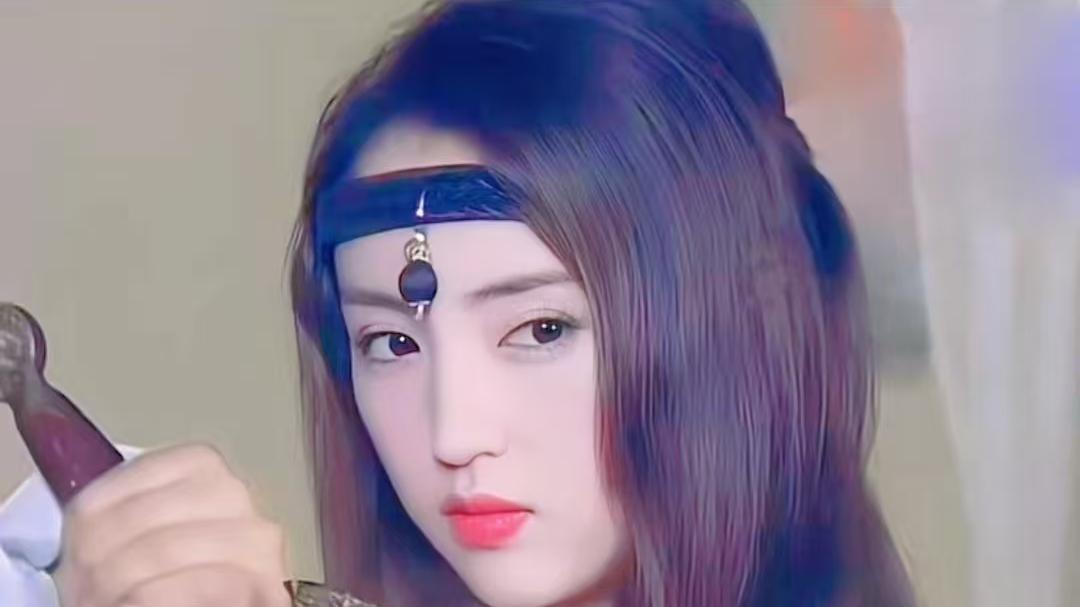 当年那句“仙女下凡”，如今听来竟是一代人的审美共识