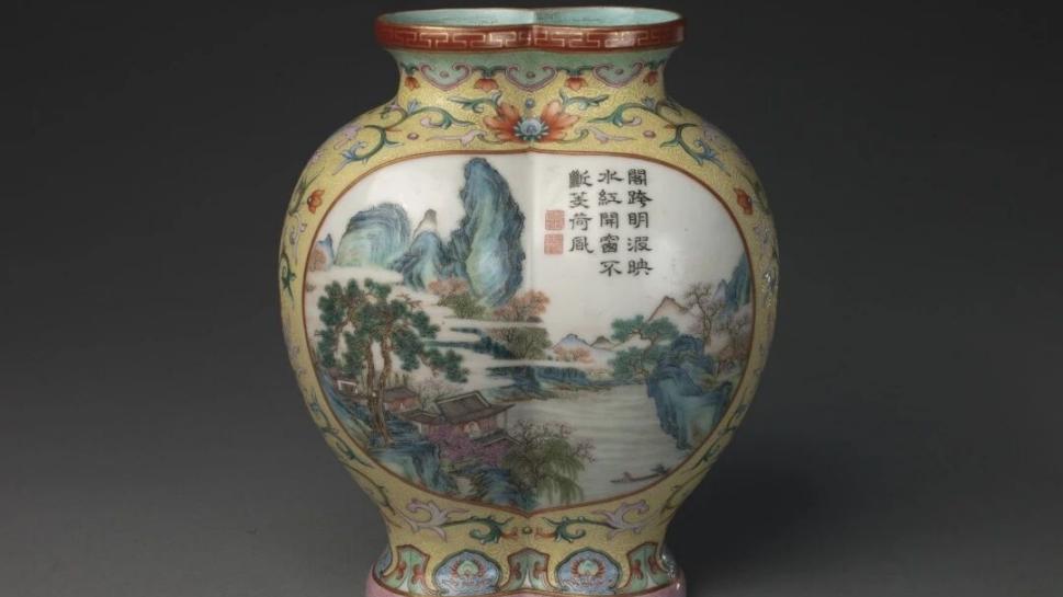 “宝硕流光——故宫博物院藏乾隆时期文物特展”即将在奉博开幕