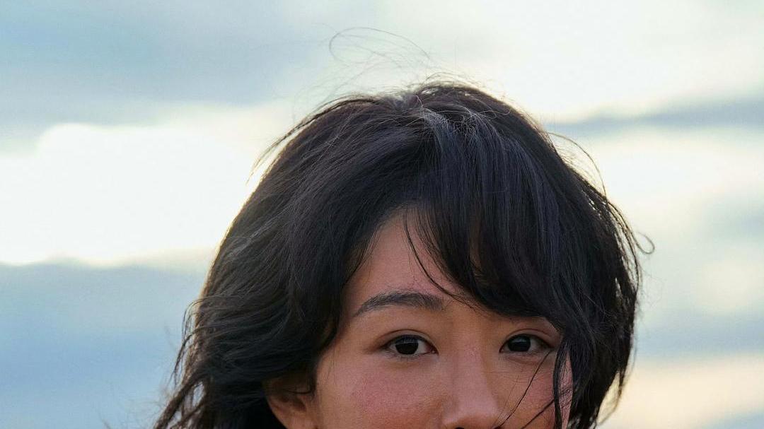 胡歌三赞杨紫“了不起”！《生命树》灵魂共振式表演封神，收视破3%炸屏