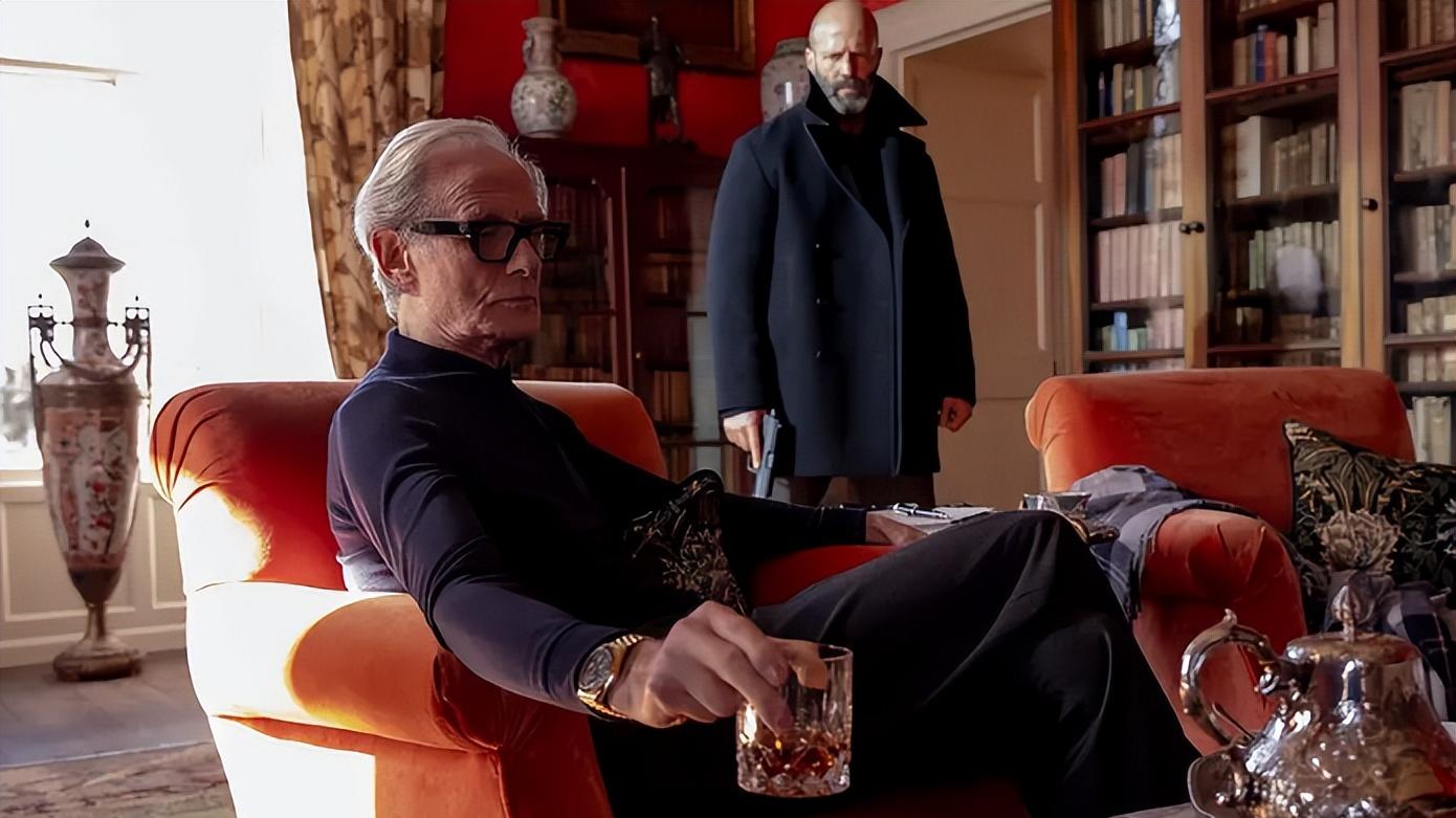 《庇护之地》力压《哪吒2》，登顶中国热度榜冠军