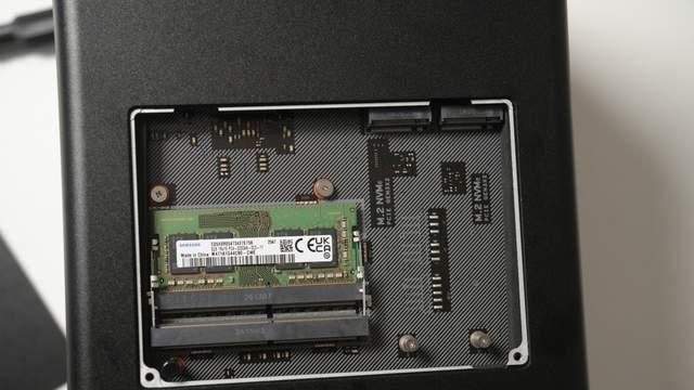 绿联DXP4800 GT: 省心好用的四盘位双万兆NAS